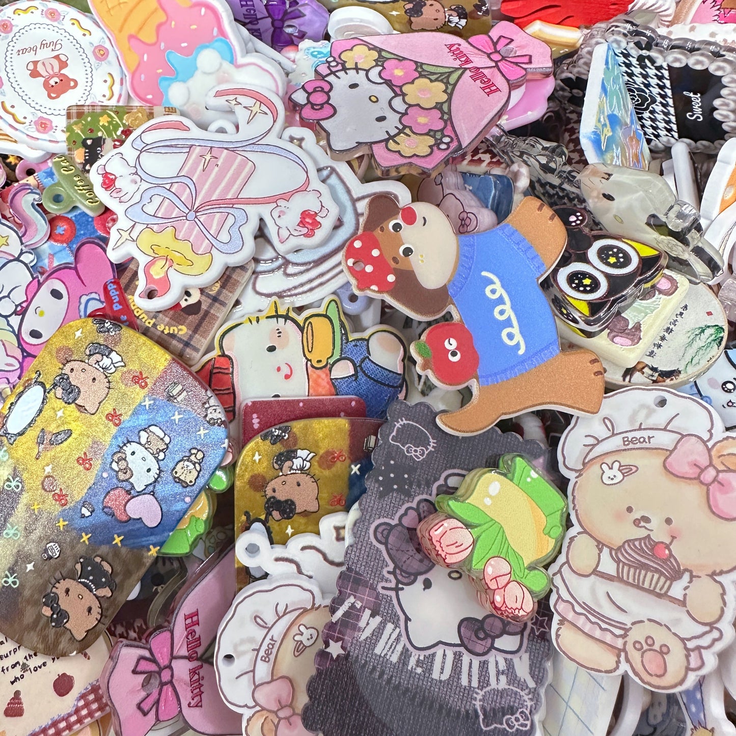 Mixed Cartoon Acrylic Accessories / Pendants For Key/Bag Charm Craft Projects