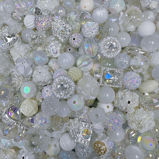 White Snow Mixed 16mm Acrylic/Resin/Glaze/Heavy-Crafted Mix Beads For Key/Bag Charm Car Hanger for DIY Craft Projects